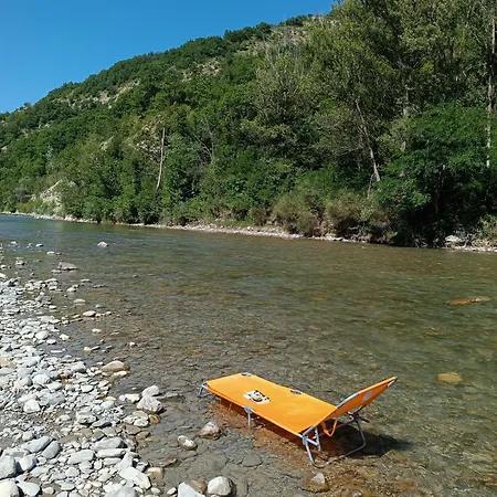 Lejlighed Il Nido Di Matilde _monolocale Design Sul Fiume_ Rossena